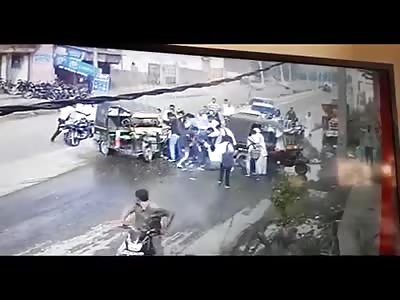 Clown Autorikshaw Crash