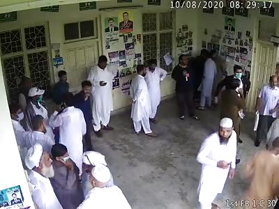 Murder Outside the Courtroom in Pakistan. Skip to 1:30