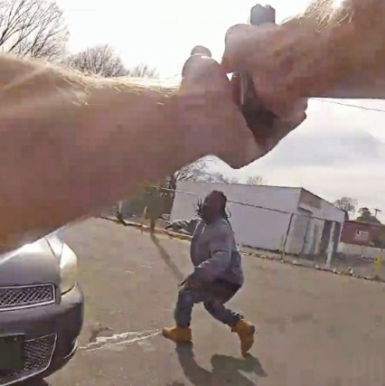 Officer Shoots Fleeing Suspect as He Throws Away Gun