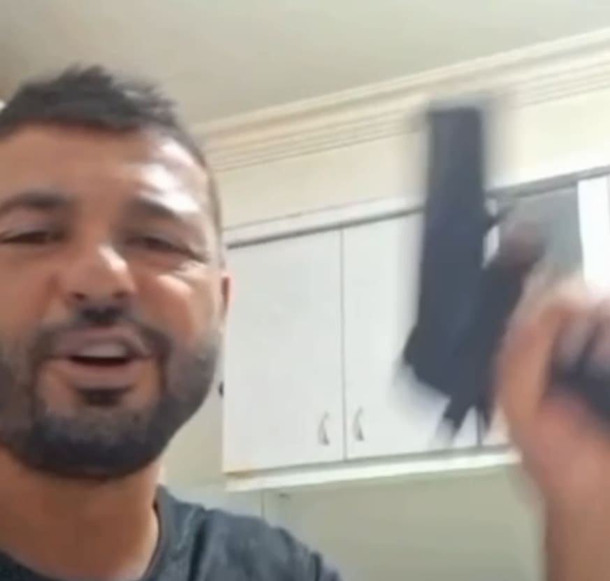 Man Accidentally Shoots Himself In The Head During Live Broadcast (Unc