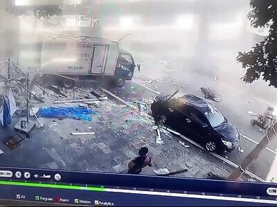 Vietnam: 8 People Burned in Gas Leak Explosion