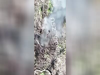 Russians give their lives for Putin and the hand