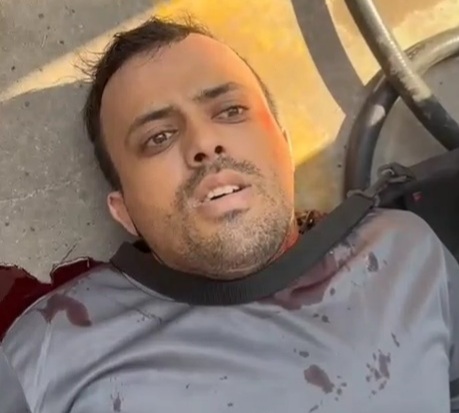 Motorcyclist last gasps of air after getting shot by two sicarios 