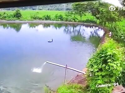 Dude Got Zapped While Fishing