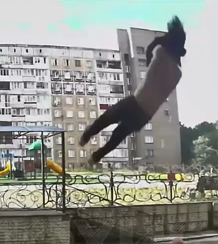 Dude Jumps To His Death