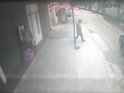 bad day: taxi driver dies crushed by truck