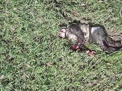 Drone operators use a FPV drone to hunt down a fleeing Russian soldier