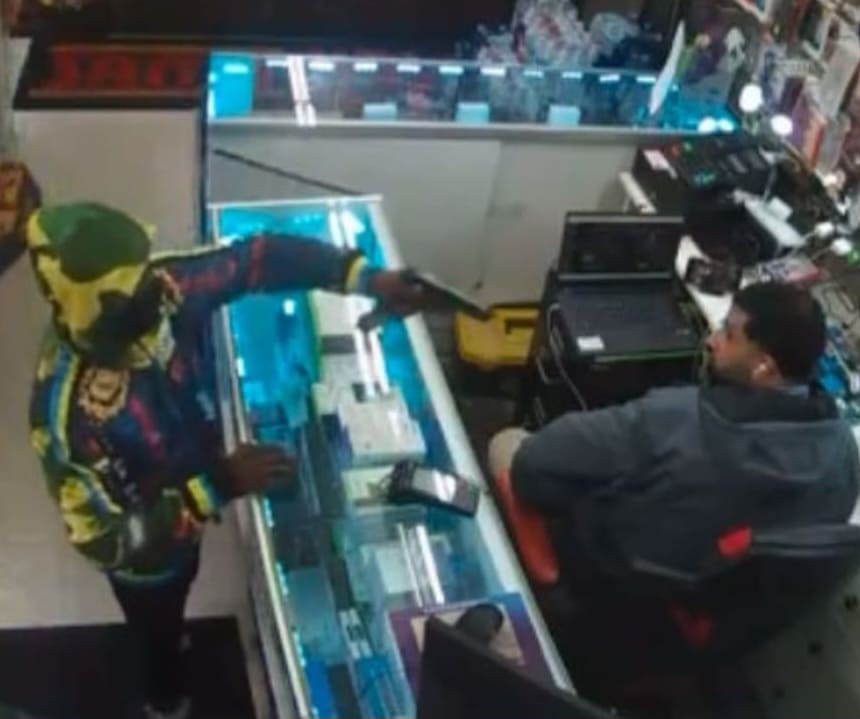 Store Clerk Shoots & Kills Teen During Armed Robbery