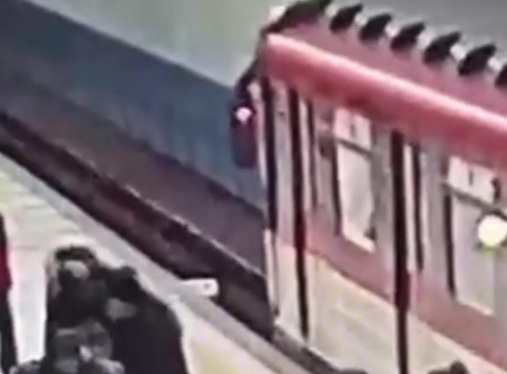 Man Pushed onto Train Tracks Hit by Train (Clean Version)