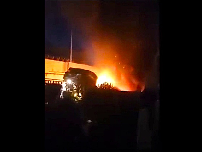 Damaskus: Massive Crowds Storm Russian Embassy