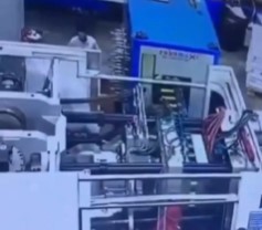 Worker's Head Crushed In Hydraulic Press 