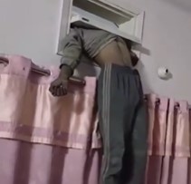 Home Invader Got His Head Stuck & Died