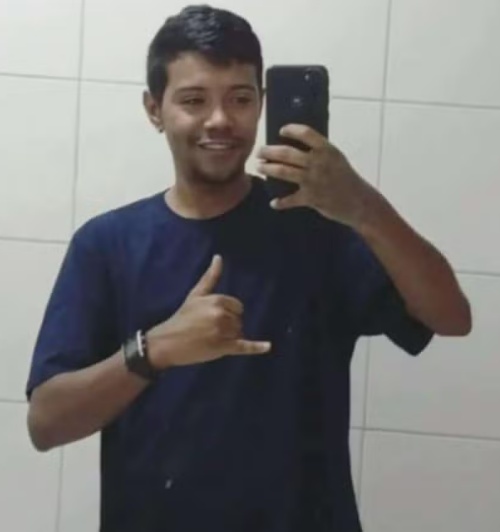 Sicario Assassinates Young Man In Cold Blood 