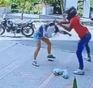 Ruthless Robber Stabs Young Woman In Colombia