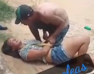 Prostitute GRABBED his BALLS FOR NOT PAYING FOR THE BLOWJOB 