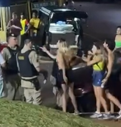 Well Damn, Police Shot Woman in the Face 