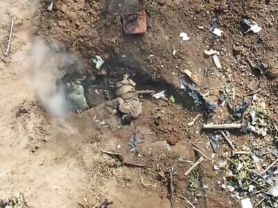 911 one suspect down other on the run