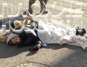 truck fatally crash mother and child who were crossing the street 