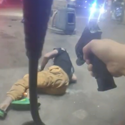 Harris County Deputy Fatally Shoots Man During Gas Station Struggle