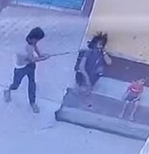 Brutal Axe Attack In Toda Youth Injured Over Phone Argument