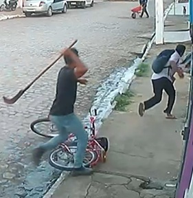 Savage Sickle Murder In Broad Daylight (CCTV & Aftermath)