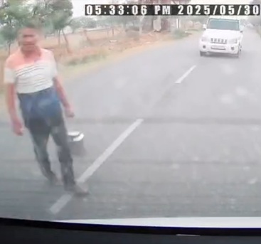 Pedestrian Dies Tragically After Being Hit By a High-Speed Car In Rajasthan