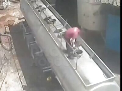 Dude Got Blown Away On Top Of Tanker