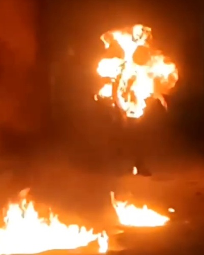  Youth Sets Himself On Fire Outside Girlfriend’s House In Gwalior