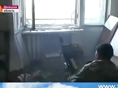How Russians used civilians as cover in 2014. Legendary footage.