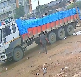 A Young Man Commits Suicide By Coming Under A Truck In Ahmedabad