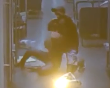 Violent Robbery Inside a Train Caught on CCTV