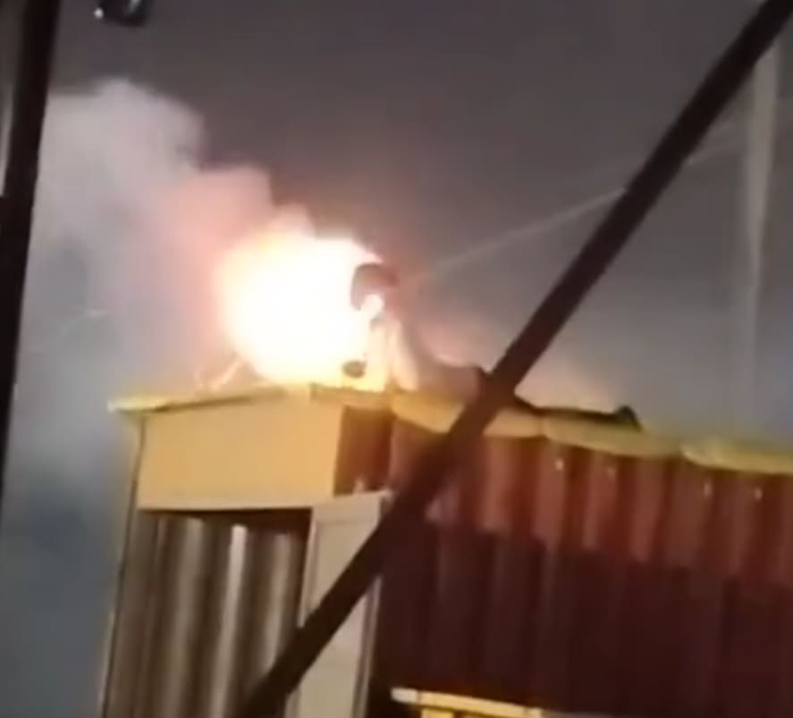 Man Comes In Contact With Live Wire, Gets Decapitated In The Process 