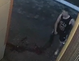 Man wearing Jordan Jersey quickly bleeds after Stab to femorl artery 