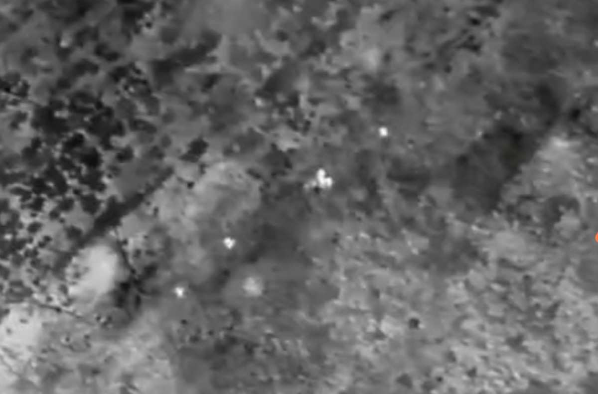 More Ukrainian rescuers being killed. 