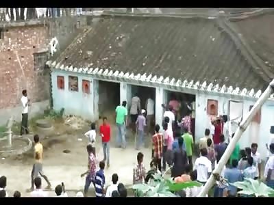 Shocking Moment a Leopard Attacks a Town