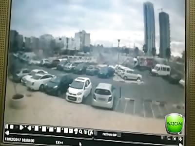 MULTIPLE INJURIES IN CRANE COLLAPSE IN CENTRAL ISRAELI TOWN