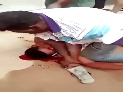 THIEF GETS CAUGHT BY THE POPULATION AND GETS BAD LYNCH 