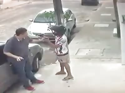 thief was shot dead by an undercover police officer after he tried to rob him   