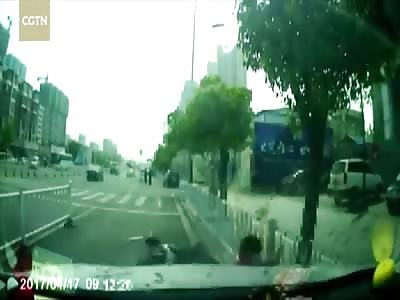 Shocking! Car driver hits scooter after falling asleep at wheel