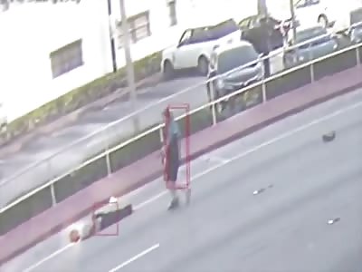 Dumb Bike Thief Goes Flying When Tased