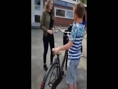 Stupid bitch getting what she deserves! 