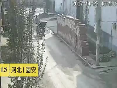 Man robbed a woman's earrings right off her ears..