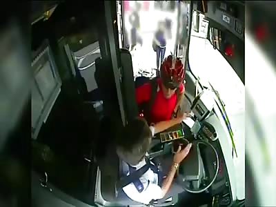  cyclist brawl with bus driver 
