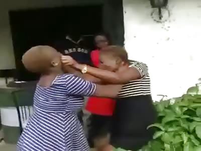 bitches be strangling.....and biting!