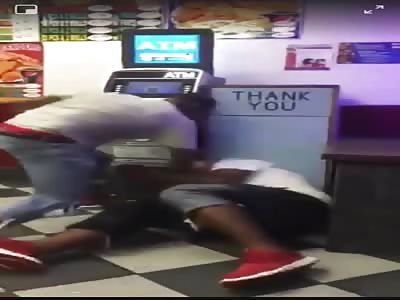 PHILADELPHIA MAN GETS BEAT UP FOR CALLING ANOTHER MAN SEXY