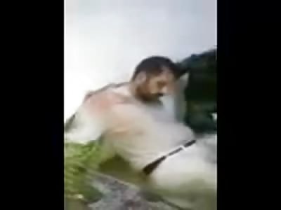 Shiites soldiers torture and kill Iraqi civilian