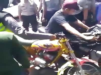 cops explaining to biker  that open exhaust noise bother people