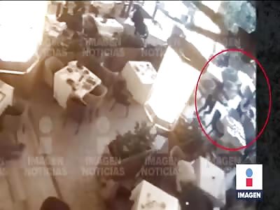 woman sicario execute two man in restaurant