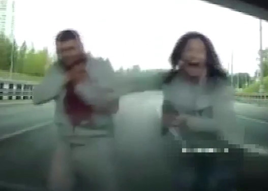 Epic Fail: Road Rage Driver Accidentally Shoots Himself In The Neck With A Flare Gun!