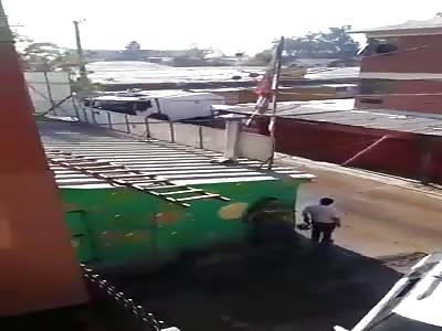 Asshole defeating police gets his ass washed 